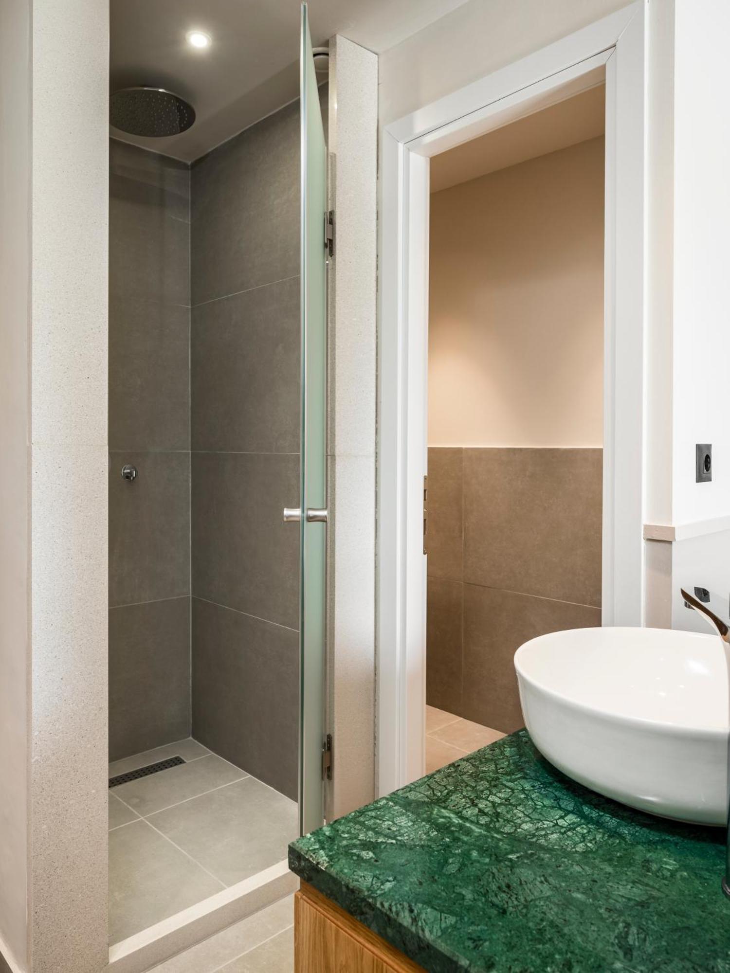Loadstar Rooms & Suites Kontokali Exterior foto